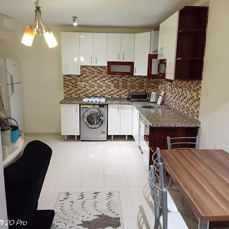 فيلة Eski Foca'da Triplex