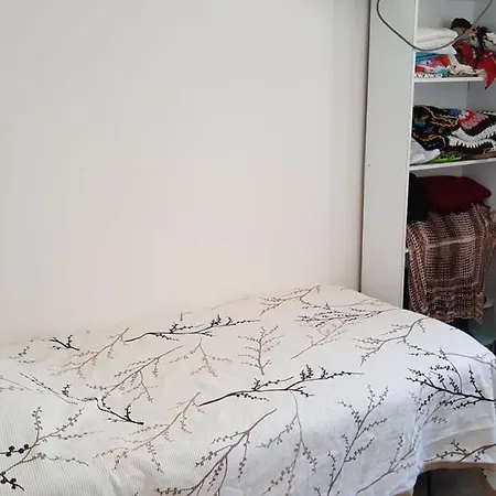 Eski Foca'da Triplex فيلة فوكا